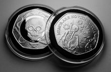 Load image into Gallery viewer, Memento Mori - MEMORARE NOVISSIMA TUA - Silver