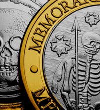 Load image into Gallery viewer, Memento Mori 'MEMORARE NOVISSIMA TUA' - Silver & 24ct Gold