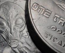 Load image into Gallery viewer, .999 Titanium Round - 1 Troy Ounce (31.1g) - AREA 51, ALIEN