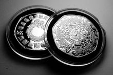 Load image into Gallery viewer, Aztec/Mayan Calendar - Silver