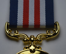 Load image into Gallery viewer, 50th Golden Wedding Anniversary Medal &#39;Distinguished Service &amp; Bravery in the Field&#39; in Case