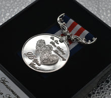 Load image into Gallery viewer, 25th Silver Wedding Anniversary Medal &#39;Distinguished Service &amp; Bravery in the Field&#39; in Case