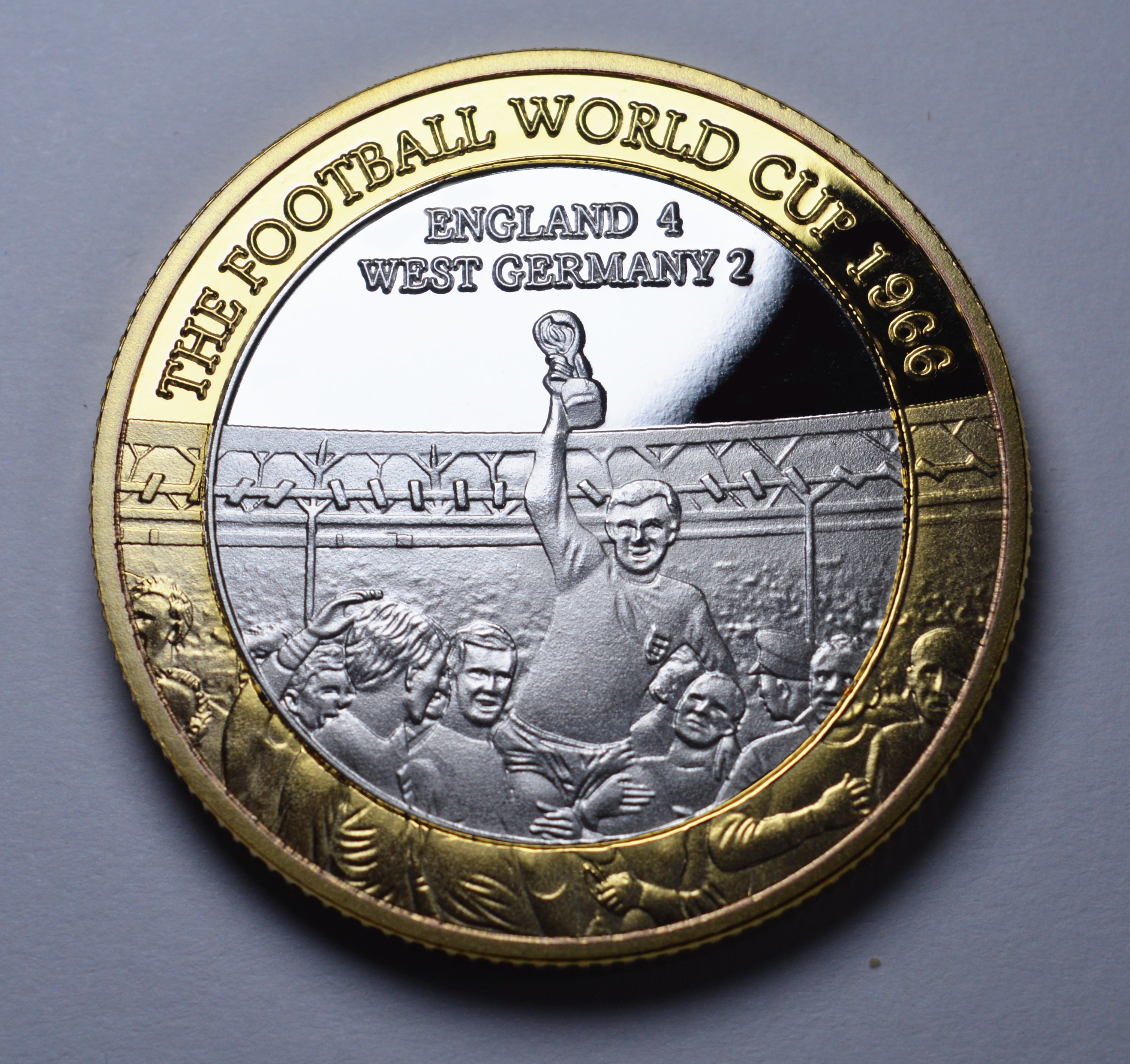 超レア! Englandワールドカップ優勝50周年記念£5コイン 超レア! Englandワールドカップ優勝50周年記念£5コイン 2016