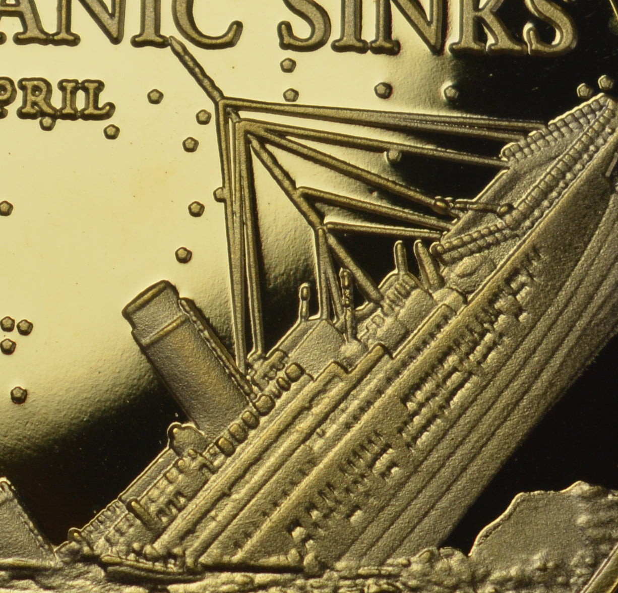 RMS Titanic - 24ct Gold – The Commemorative Coin Company